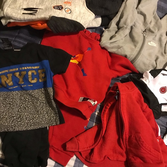 Lot of baby outfits - Picture 3 of 3